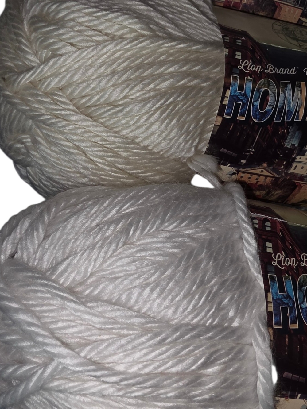 Lion Brand Hometown Bonus Bundle Yarn New York White Lot of 3 DISCONTINUED - Picture 2 of 5